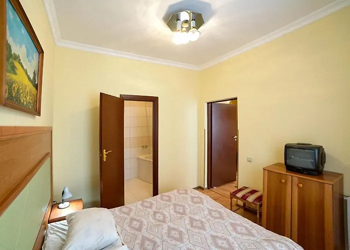 Hotel в в центрі трускавця - 50 м до центрального бювету 4*